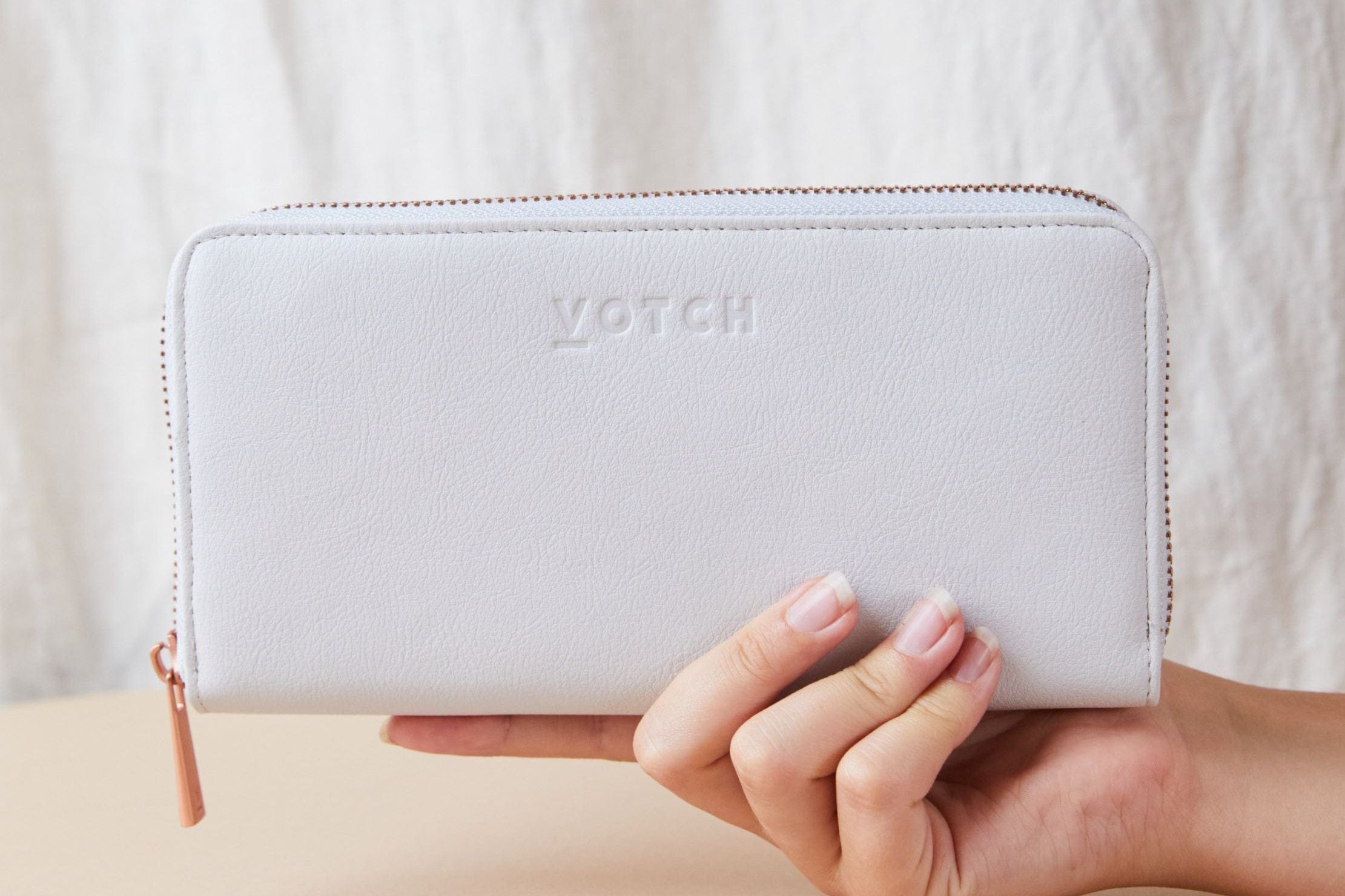 AppleSkin Light Grey & Rose Gold Purse | Classic Essentials